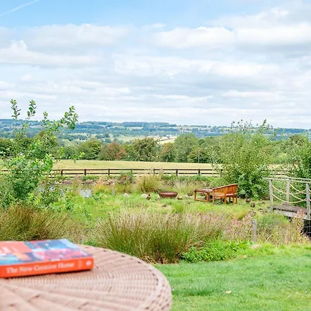 Lillie * Constable Burton